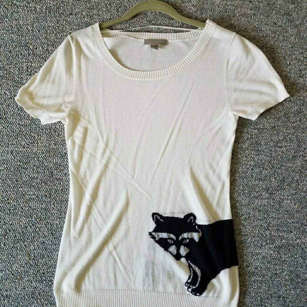 Raccoon print soft sweater tee